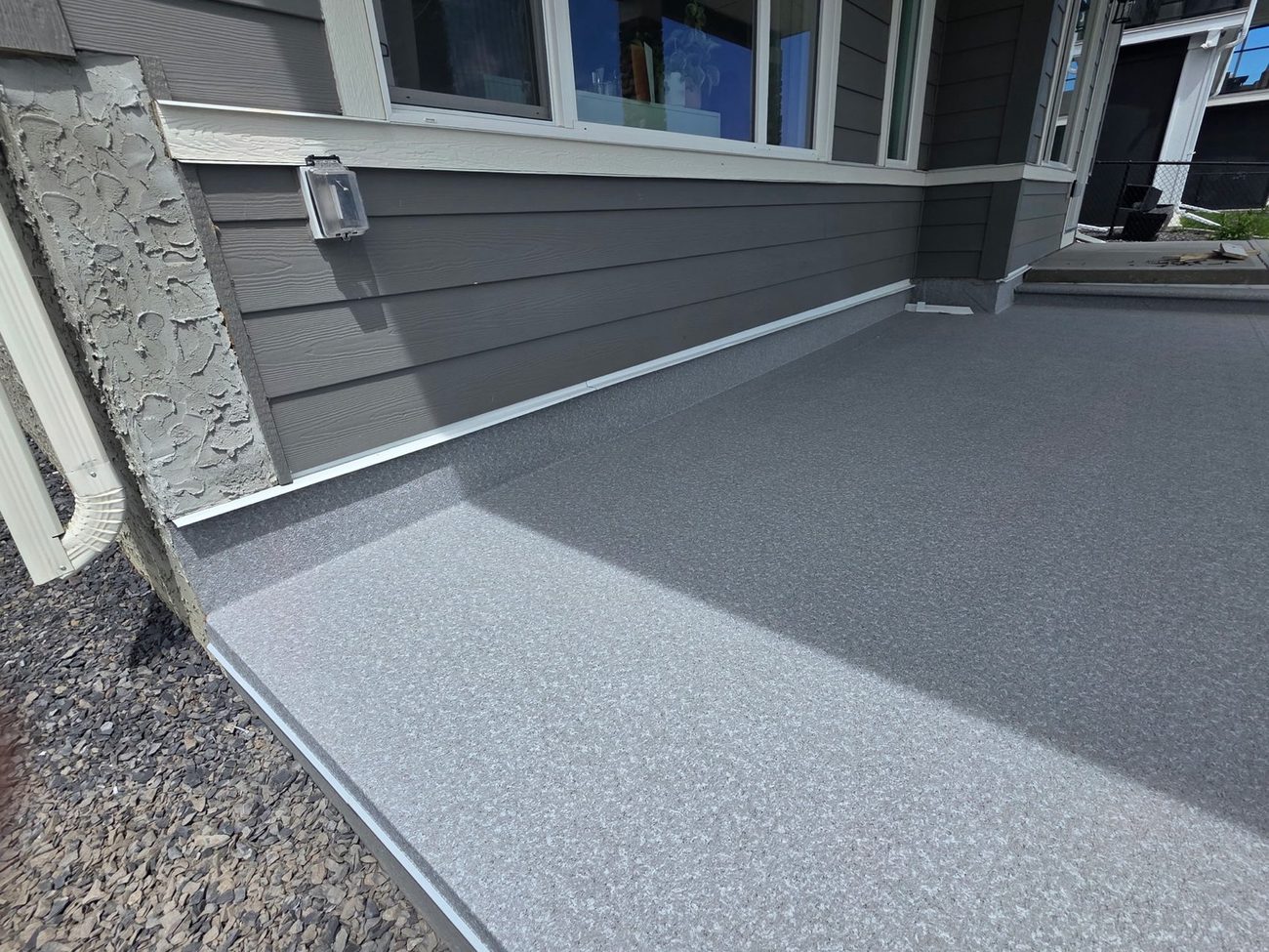 Membrane detailing at wall transition